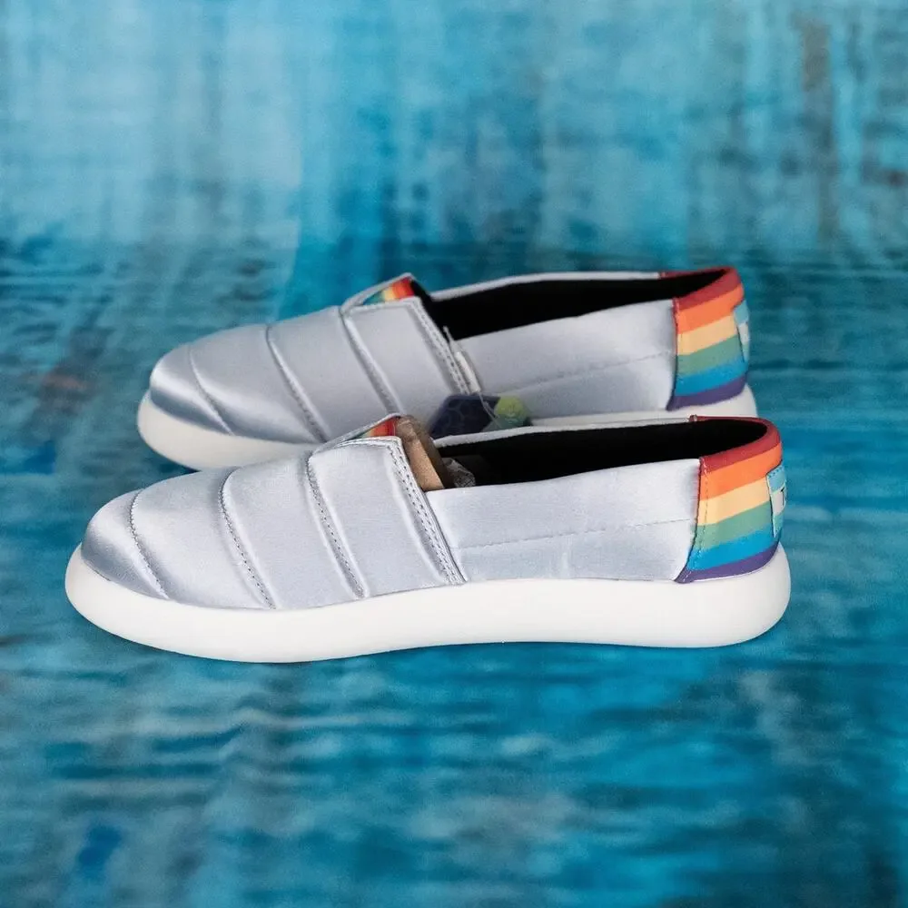 Toms Women's Alpargata Mallow Slip-On Comfort Shoe SZ 9 Silver Metallic Rainbow